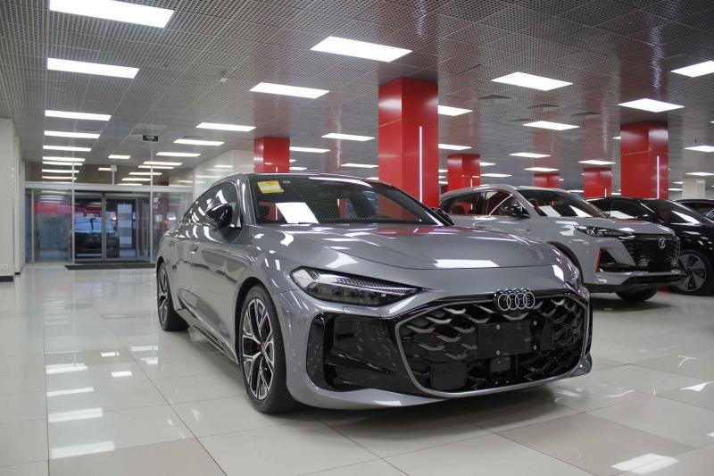 Audi A5 III (B10) Бензин 2 л. 204 л.с. робот полный