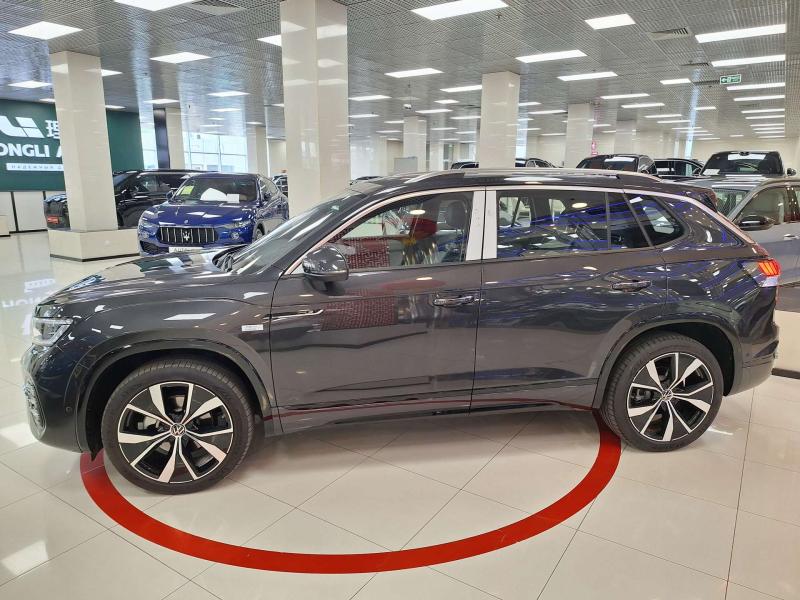 Volkswagen Tayron I Рестайлинг Бензин 2 л. 220 л.с. робот полный
