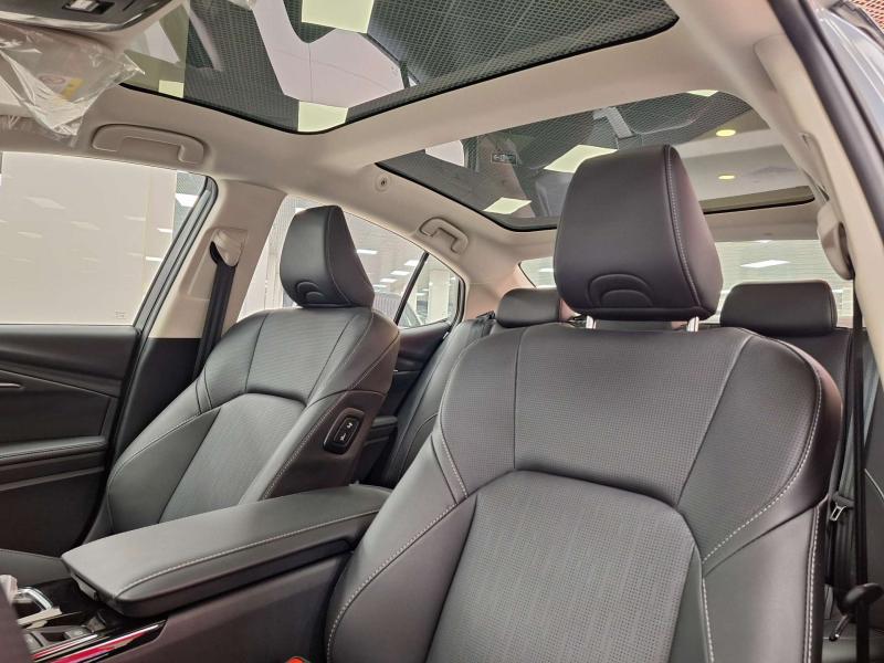 Toyota Camry IX (XV80) China Market Бензин 2 л. 173 л.с. вариатор передний