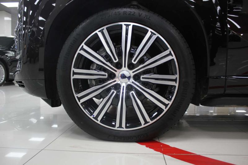 Denza N9 1 поколение 2.0 л. 925 л.с. (680 кВт) 