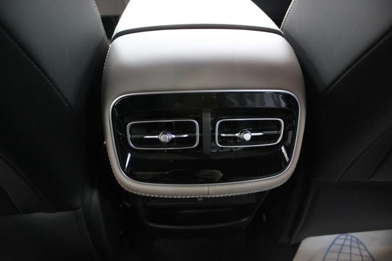 Geely Atlas Pro  Бензин 1.5 л. 177 л.с. автомат передний