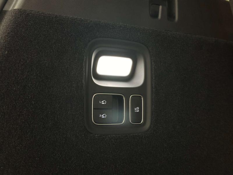 LiXiang L7 I Рестайлинг Гибрид 1.5 л. 449 л.с. автомат полный