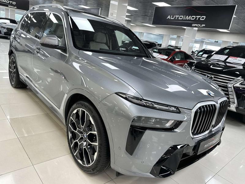 BMW X7 I (G07) Рестайлинг Дизель 3 л. 340 л.с. автомат полный