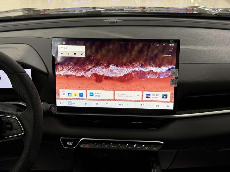 Geely Coolray I Рестайлинг Бензин 1.5 л. 172 л.с. робот передний