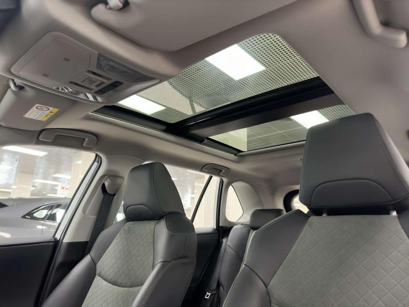 Toyota RAV4 V (XA50) Бензин 2 л. 171 л.с. вариатор полный