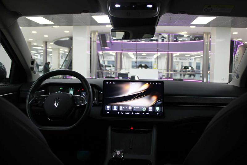 Aito M7 I Гибрид 1.5 л. 272 л.с. автомат задний