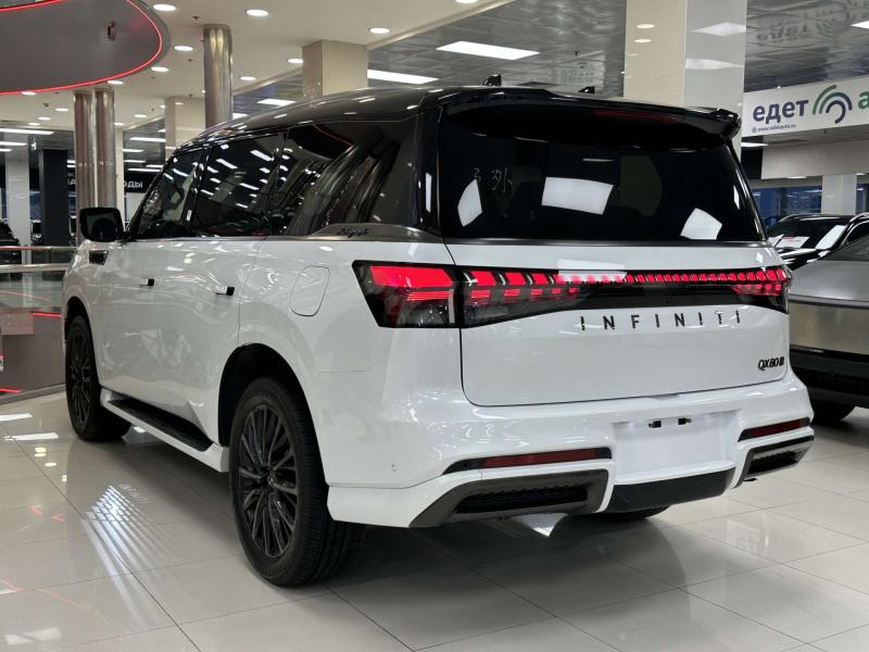 Infiniti QX80 2 поколение 3.5 AT 4WD (450 л.с.)