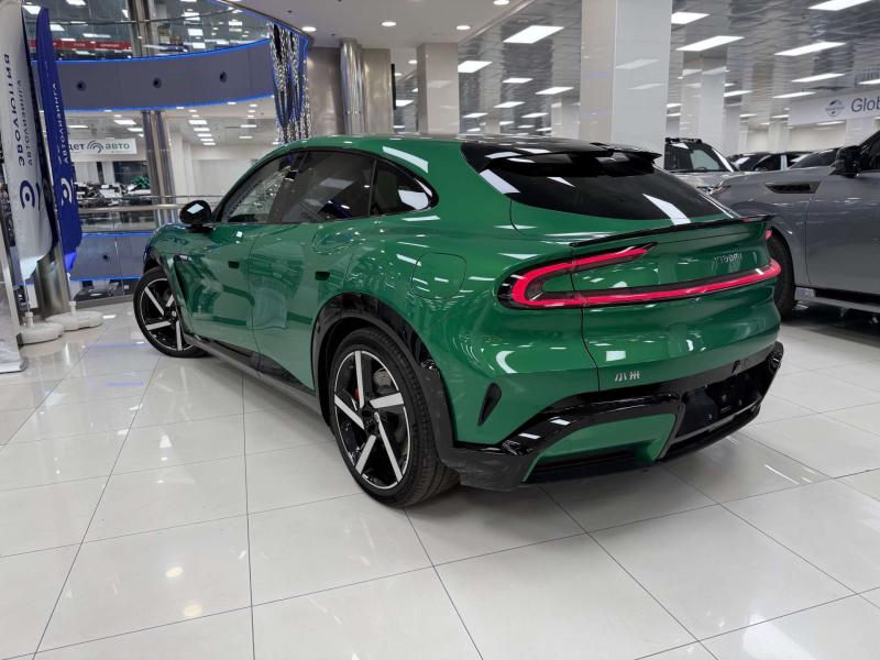 Xiaomi YU 7 1 поколение AT 4WD (690 л.с.)