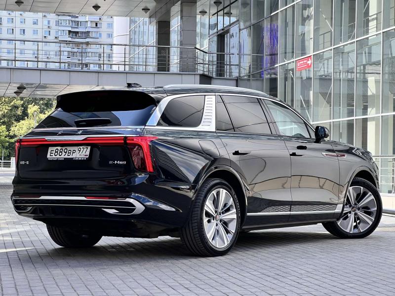 Hongqi E-HS9 1 поколение AT 4WD (551 л.с.)