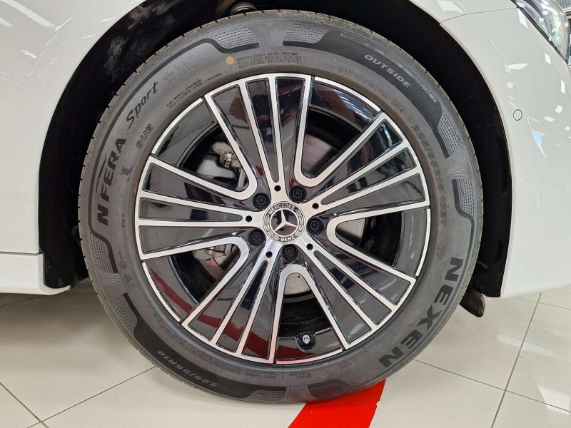 Mercedes-Benz E-Класс VI (W214, S214) Бензин 2 л. 204 л.с. автомат задний