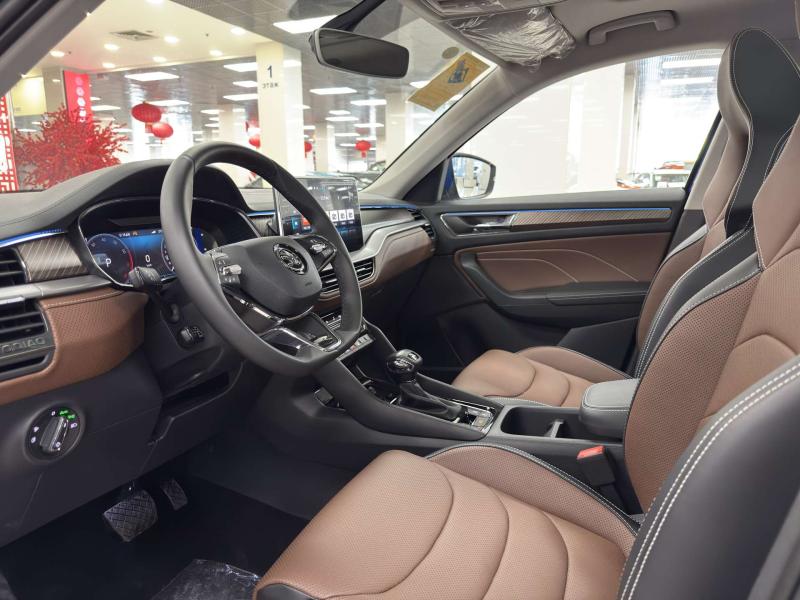 Skoda Kodiaq II Бензин 2 л. 204 л.с. робот полный