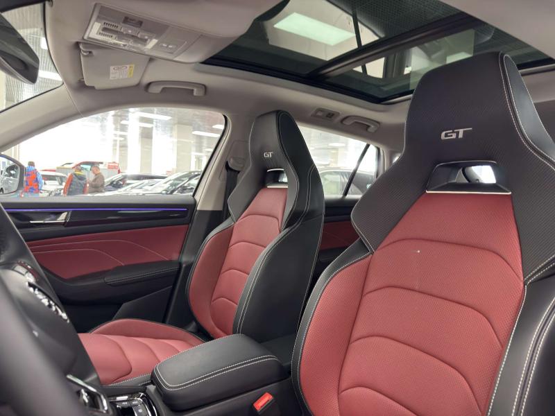 Skoda Kodiaq GT  Бензин 2 л. 220 л.с. робот полный