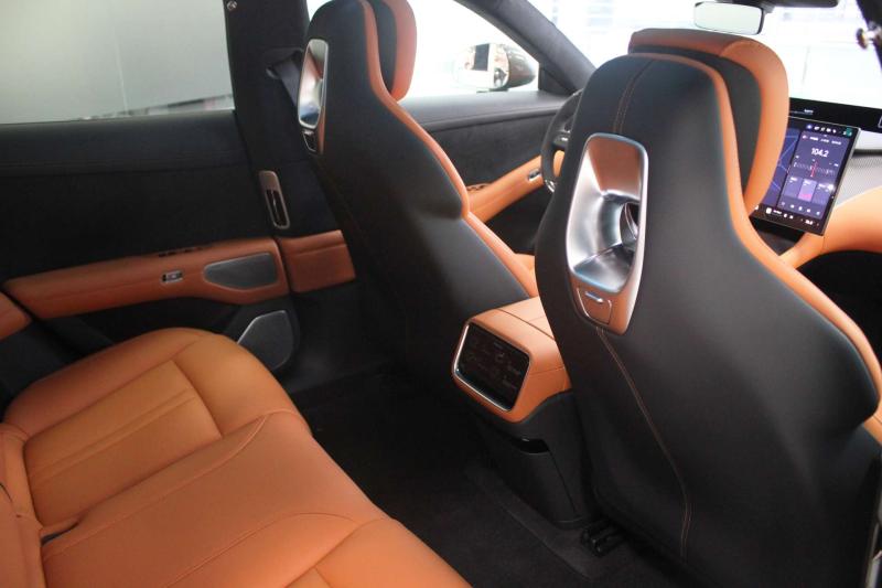 Xiaomi YU 7 1 поколение AT 4WD (690 л.с.)