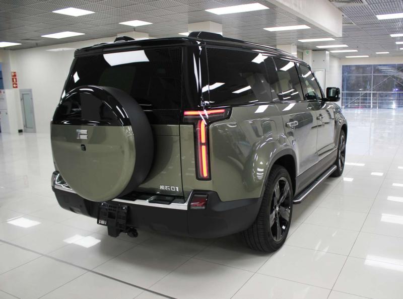 Polar Stone (Jishi) 01  Гибрид 1.5 л. 476 л.с. автомат полный