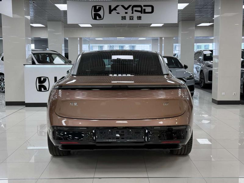 Zeekr 007  Электро  646 л.с. автомат полный