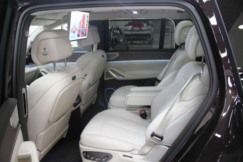 Denza N9 1 поколение 2.0 л. 925 л.с. (680 кВт) 