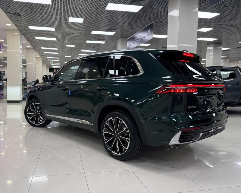 Geely Monjaro 1 поколение [2 рестайлинг] 2.0 AT (265 л.с.)