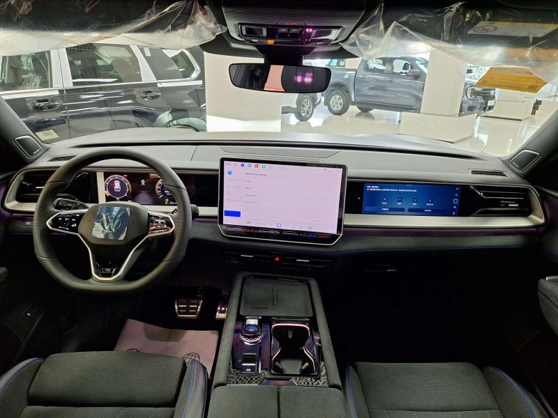 Volkswagen Teramont 2 поколение (China Market) 2.0 л, 272 л.с., бензин