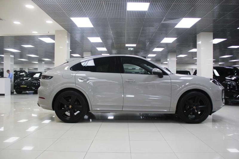 Porsche Cayenne III Рестайлинг Гибрид 4 л. 739 л.с. автомат полный