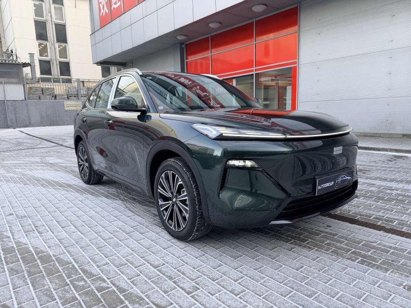 Geely Galaxy Starship 7 1 поколение 1,5 л  218 л.с. гибрид