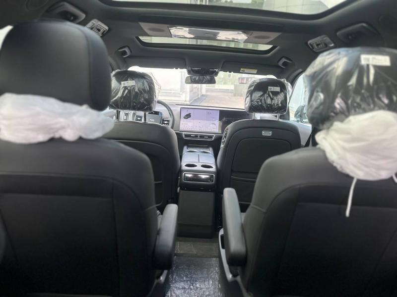 LiXiang L8 I Рестайлинг Гибрид 1.5 л. 449 л.с. автомат полный