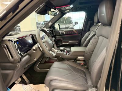 BYD FangChengBao Leopard 8