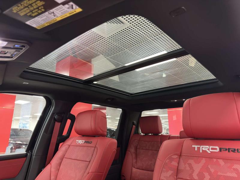 Toyota Tundra III Гибрид 3.4 л. 437 л.с. автомат задний