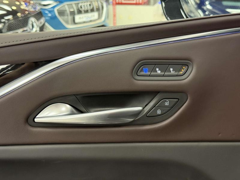 Cadillac Escalade V Рестайлинг Бензин 6.2 л. 420 л.с. автомат полный