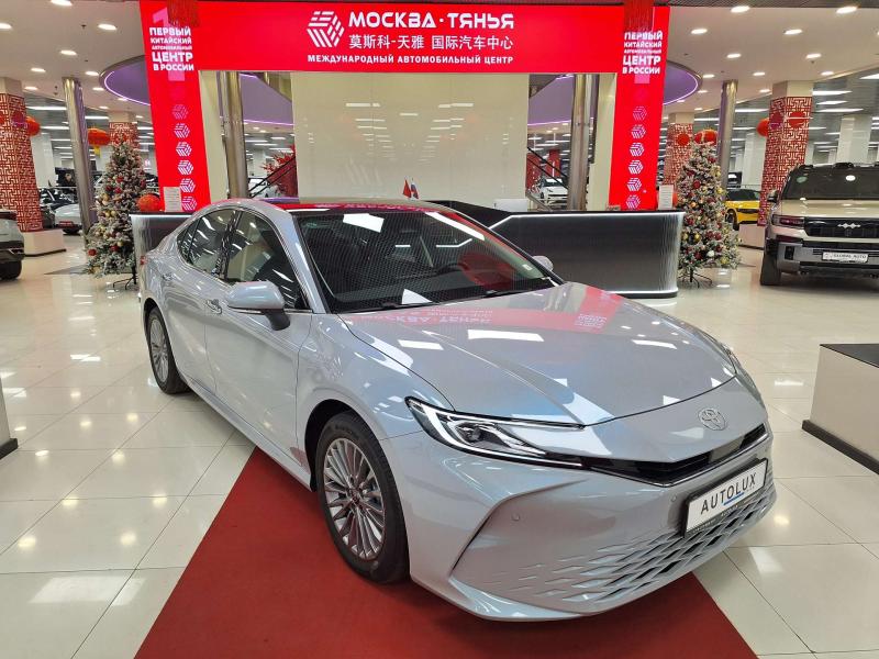 Toyota Camry IX (XV80) China Market Бензин 2 л. 173 л.с. вариатор передний