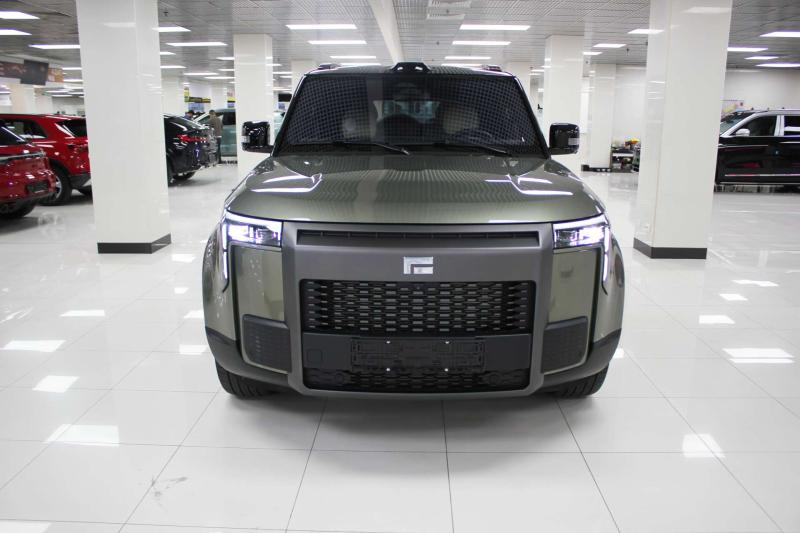 Polar Stone (Jishi) 01  Гибрид 1.5 л. 476 л.с. автомат полный