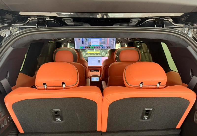 Lynk & Co 900 Поколение 1 2.0h 734 л.с