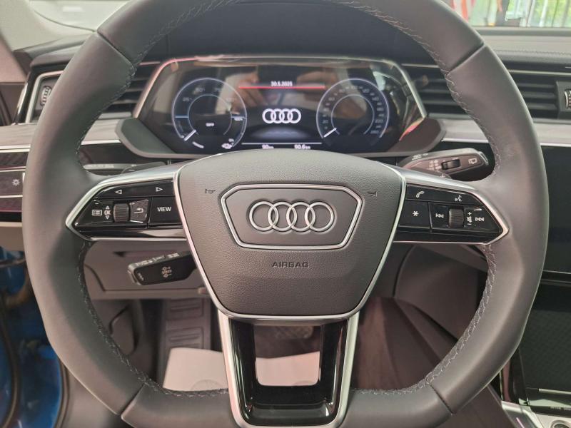 Audi e-tron I Электро  313 л.с. автомат полный