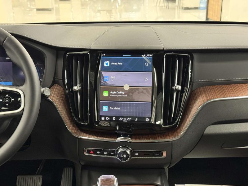 Volvo XC60 II Рестайлинг Бензин 2 л. 249 л.с. автомат полный