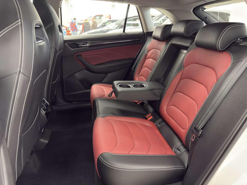 Skoda Kodiaq II Бензин 2 л. 204 л.с. робот полный