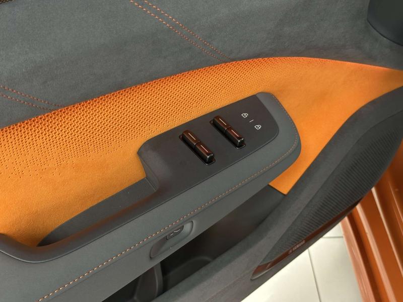 Zeekr 001 I Рестайлинг Электро  789 л.с. автомат полный