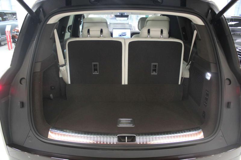 Denza N9 1 поколение 2.0 л. 925 л.с. (680 кВт) 