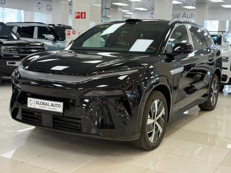 BYD Tang L 1 поколение 1.5 л, 700 л.с., гибрид