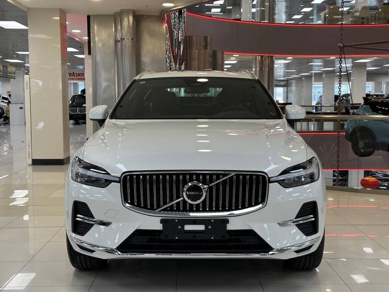 Volvo XC60 2 поколение [рестайлинг] 2.0 AT 4WD (249 л.с.)