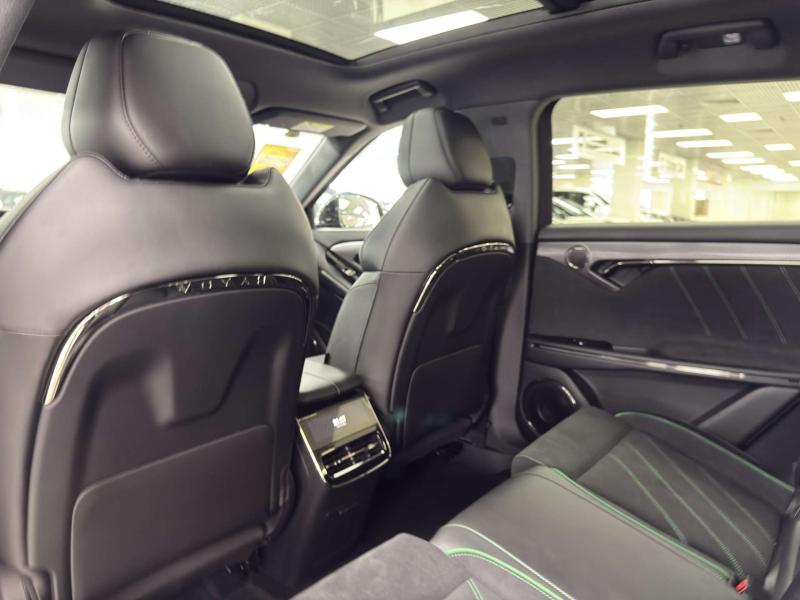 Voyah Free I Рестайлинг Гибрид 1.5 л. 490 л.с. автомат полный