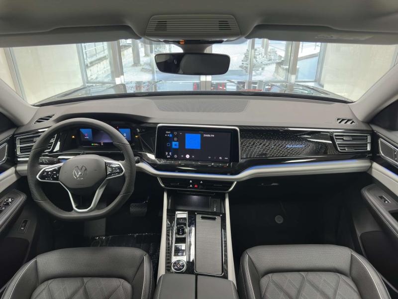 Volkswagen Teramont I Рестайлинг Бензин 2 л. 220 л.с. автомат полный