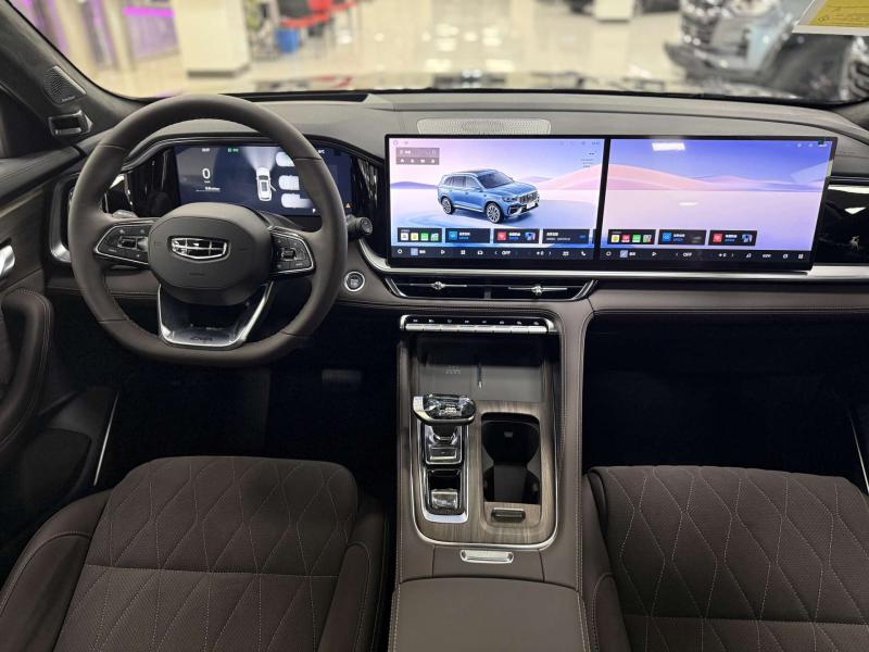 Geely Monjaro 1 поколение [2 рестайлинг] 2.0 AT (265 л.с.)