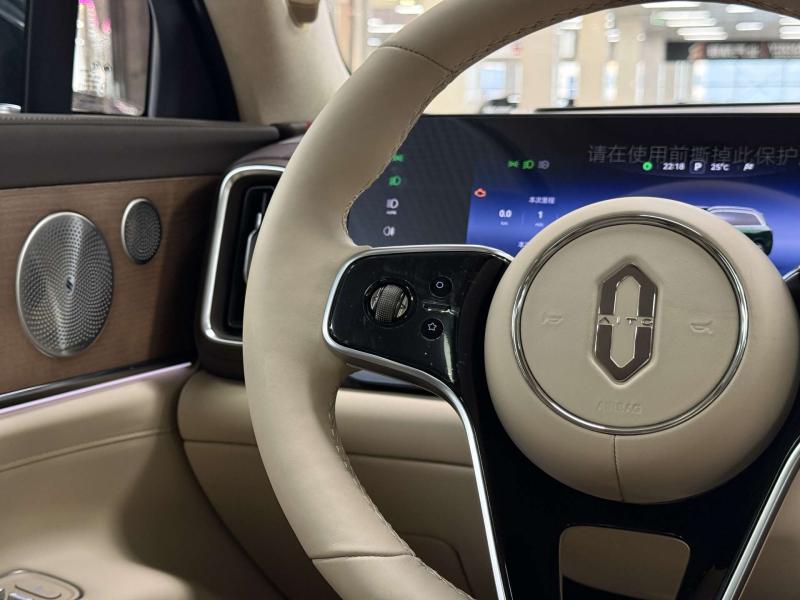 Aito M9  Гибрид 1.5 л. 496 л.с. автомат полный