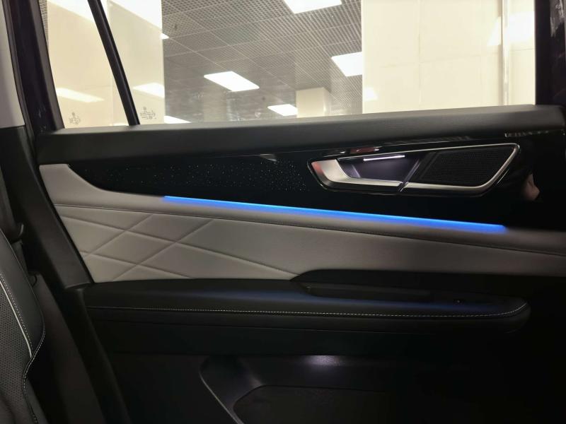 Volkswagen Teramont I Рестайлинг Бензин 2 л. 220 л.с. автомат полный