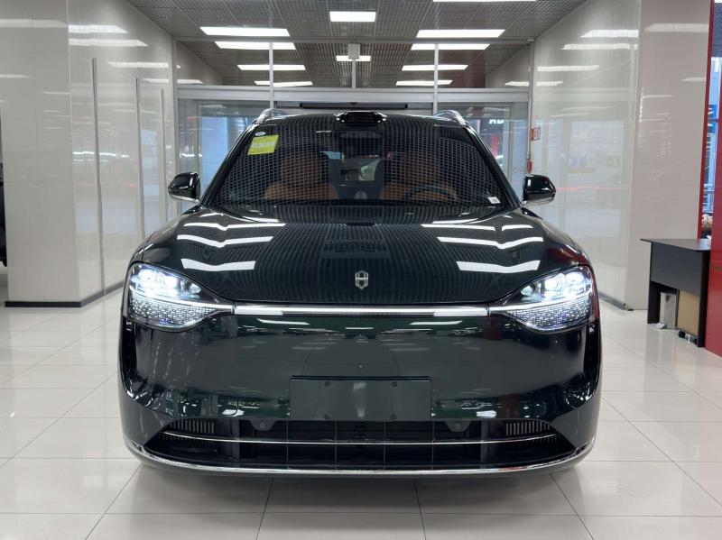 Aito M9  Гибрид 1.5 л. 496 л.с. автомат полный