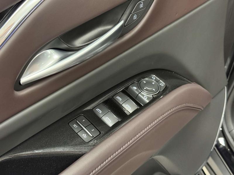 Cadillac Escalade V Рестайлинг Бензин 6.2 л. 420 л.с. автомат полный