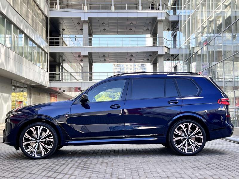 BMW X7 1 поколение (G07) [рестайлинг] 3.0 AT 4WD (340 л.с.)