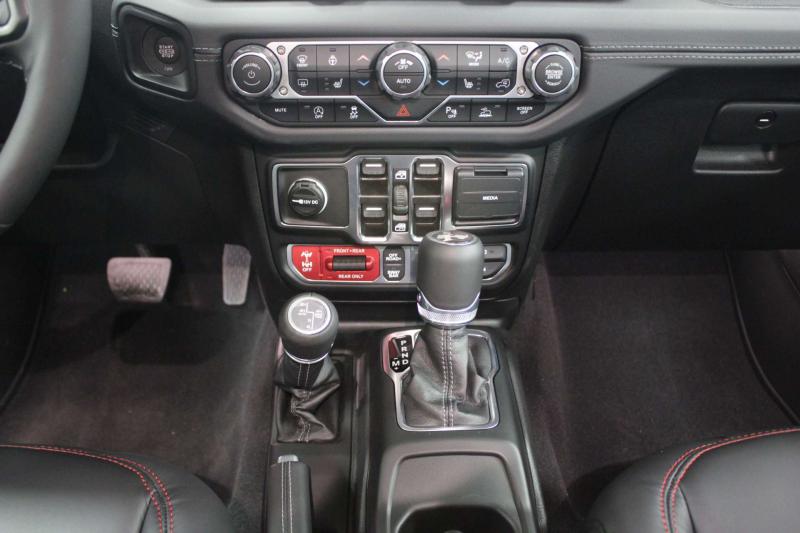 Jeep Wrangler IV (JL) Рестайлинг Бензин 2 л. 272 л.с. автомат полный