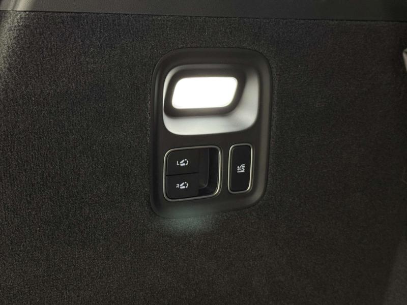 LiXiang L9 I Рестайлинг Гибрид 1.5 л. 449 л.с. автомат полный