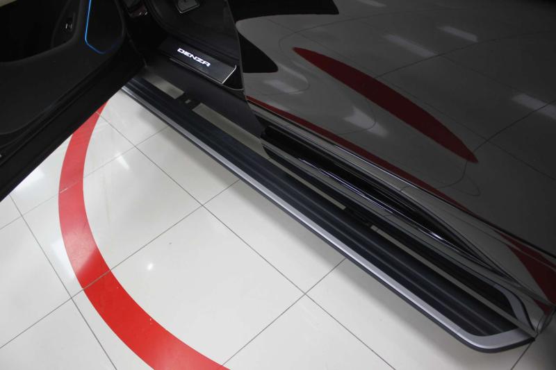 Denza N9 1 поколение 2.0 л. 925 л.с. (680 кВт) 