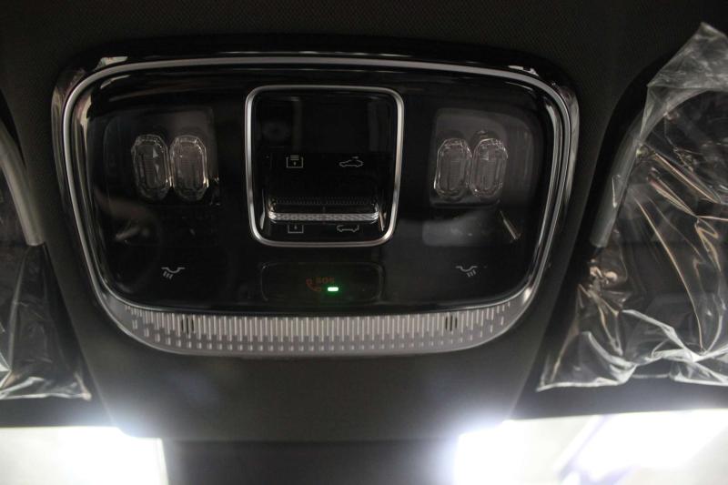 Geely Atlas Pro  Бензин 1.5 л. 177 л.с. автомат передний
